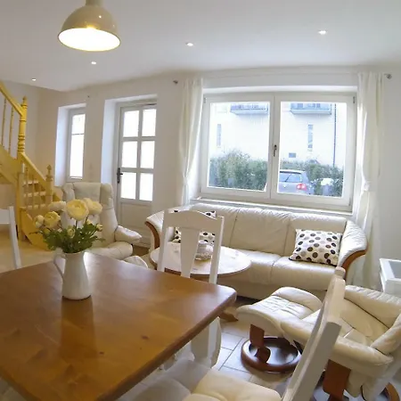 Gaesthuus - Urlaub Aan De Ostsee * Timmendorfer Strand