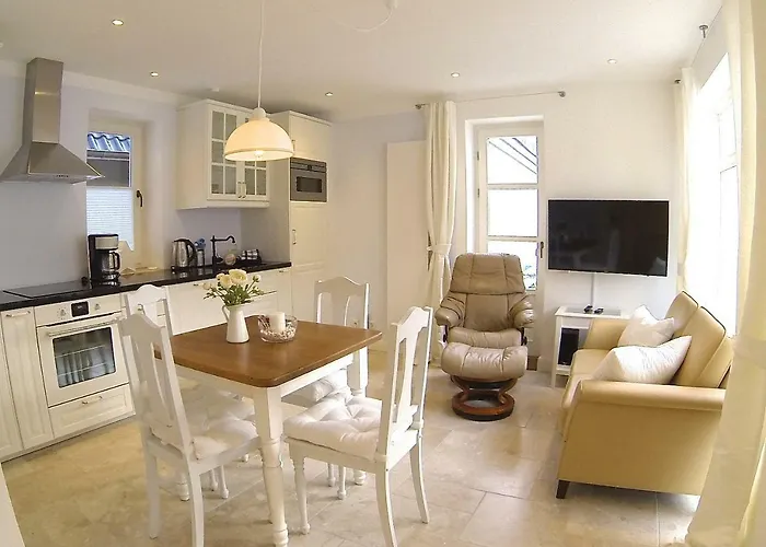 Gaesthuus - Urlaub Aan De Ostsee * Timmendorfer Strand